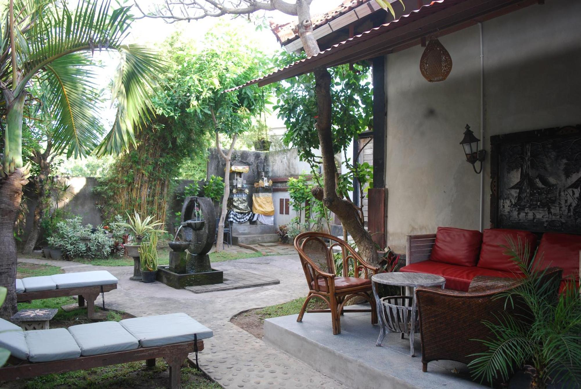 Dalum Homestay Amed Exterior foto