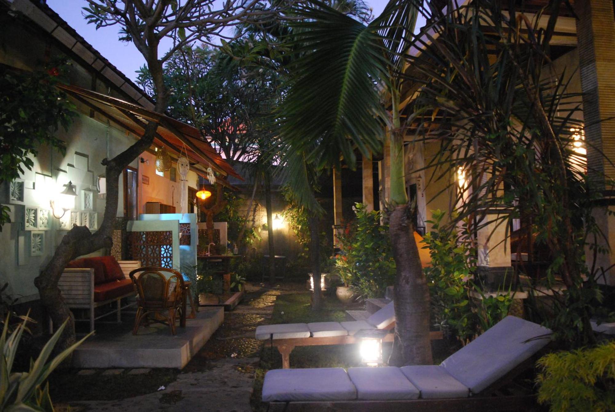 Dalum Homestay Amed Exterior foto