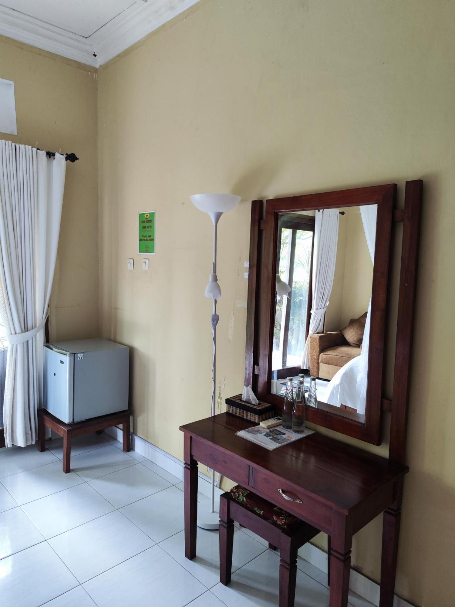 Dalum Homestay Amed Exterior foto